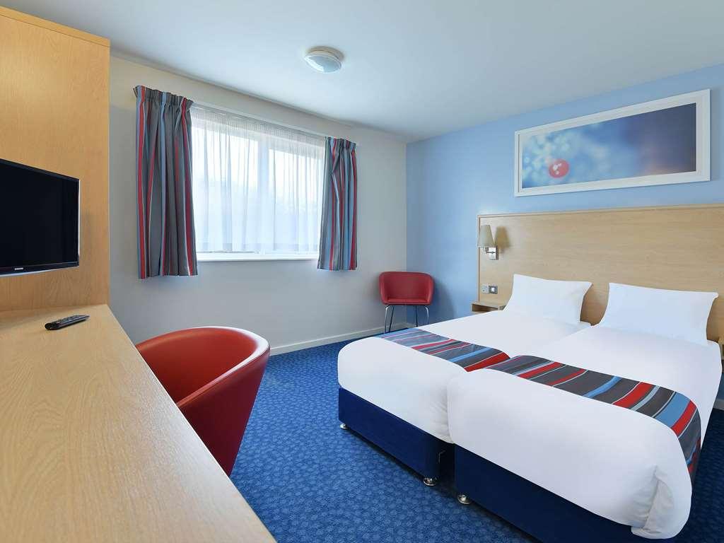Travelodge Birmingham Sutton Coldfield Quarto foto