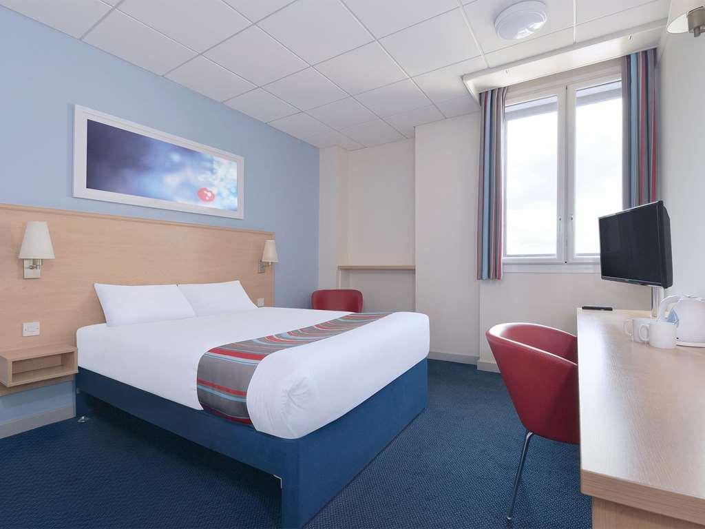 Travelodge Birmingham Sutton Coldfield Quarto foto